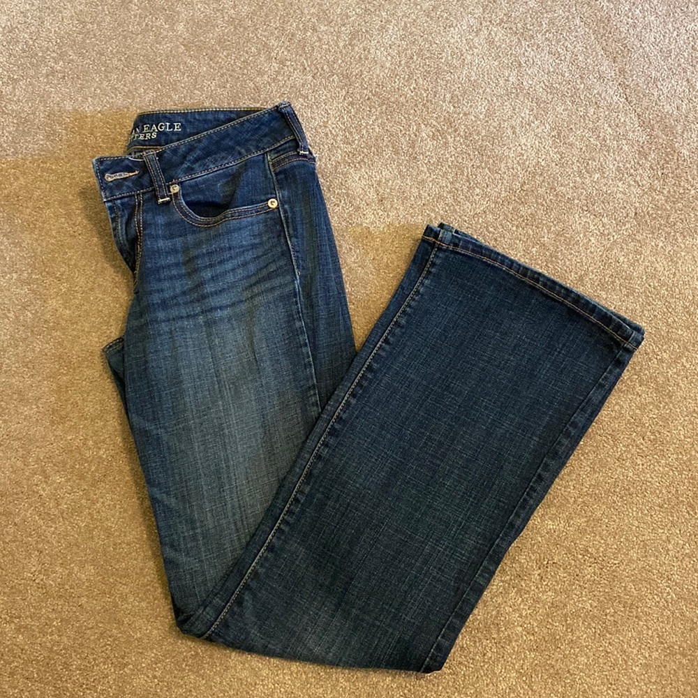 American Eagle Favorite Boyfriend Jeans. EUC.
